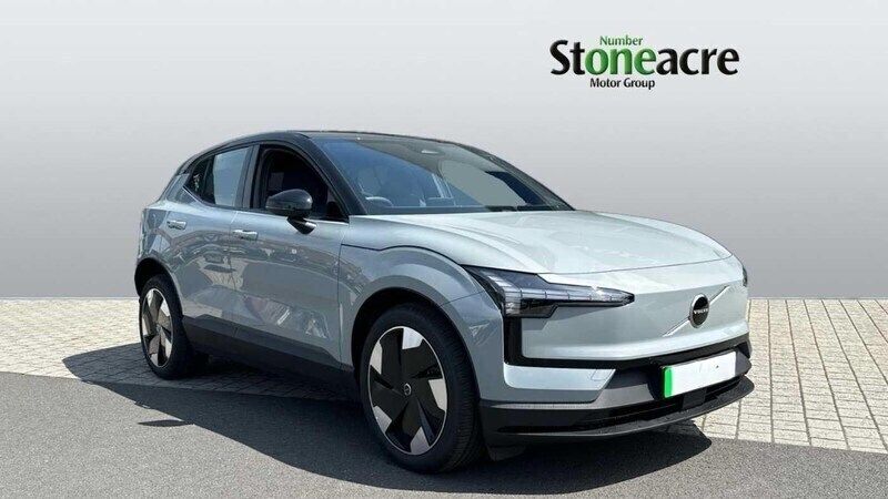 White New 2025 Volvo EX30 Performance SUV | £36,995 (Super price) - Image 1/4