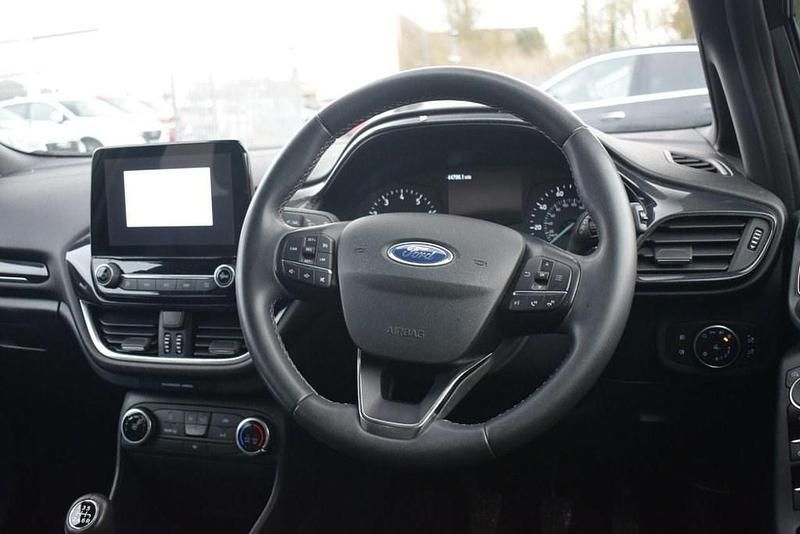 Used Ford Fiesta Active 95 HP (69 kW) 2021 Grey Hatchback
