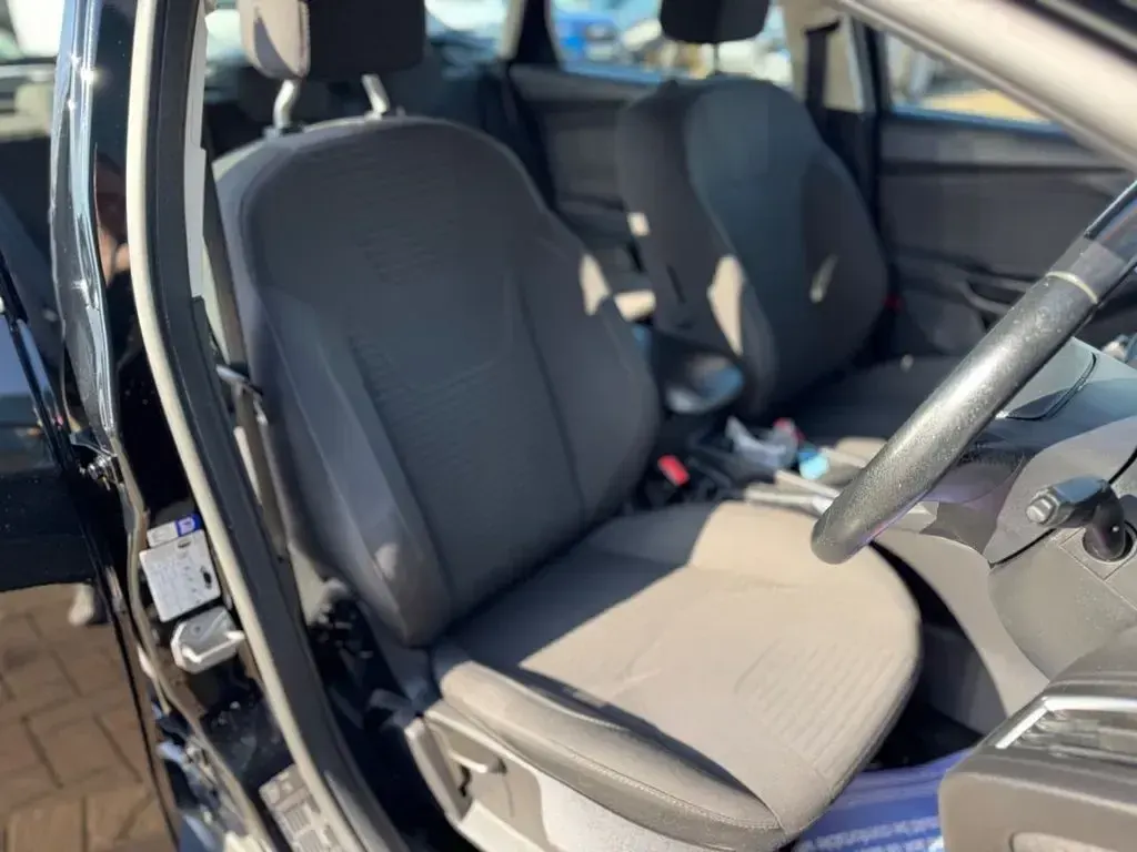 Used Ford Focus Titanium 120 HP (88 kW) 2017 Black Hatchback