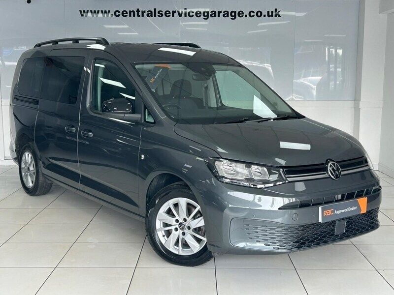 Grey Used 2023 VW Caddy Maxi Life MPV | £26,995 (Fair price) - Image 1/3