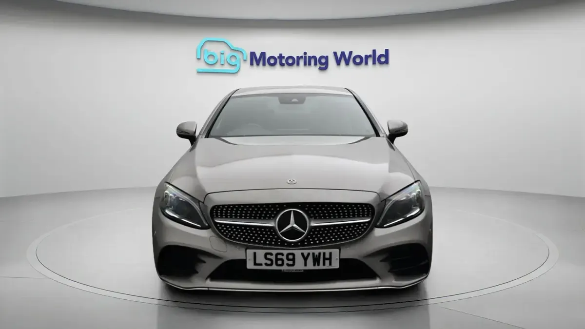 Used Mercedes C200 AMG line 198 HP (145 kW) 2020 Silver Coupe
