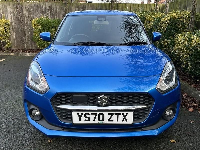 Usado Suzuki Swift SZ5 83 HP (61 kW) 2020 Azul Citadino