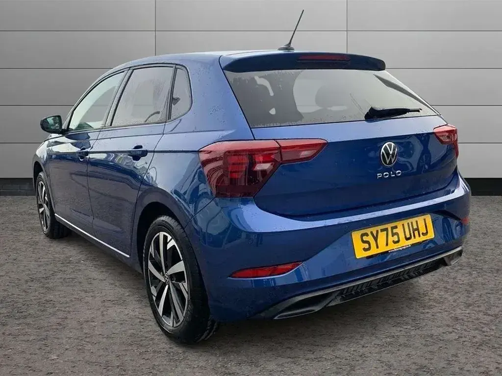 Begagnad VW Polo R-line 95 HK (69 kW) 2025 Svart Halvkombi