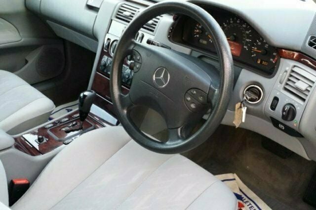 Used Mercedes E200 Classic 2001 Estate