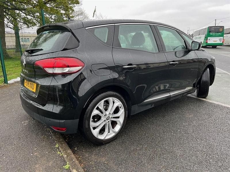 Used Renault Scénic IV Iconic 2019 Black MPV