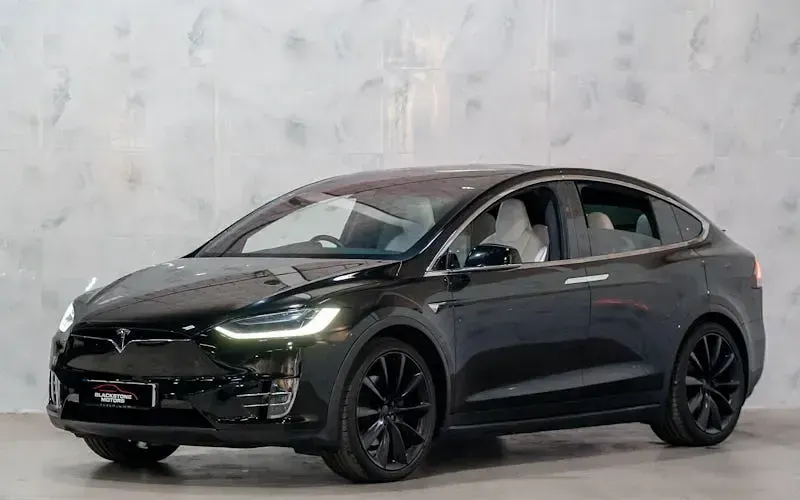 Used Tesla Model X Standard Range 244 kW (333 HP) 2019 Black SUV