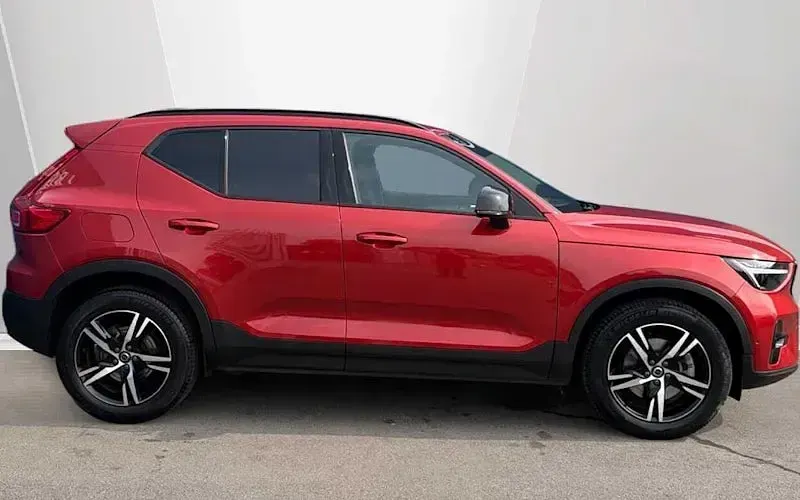 Used Volvo XC40 Plus 163 HP (119 kW) 2026 SUV