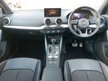 Usado Audi Q2 S-Line 150 CV (110 kW) 2022 Negro SUV