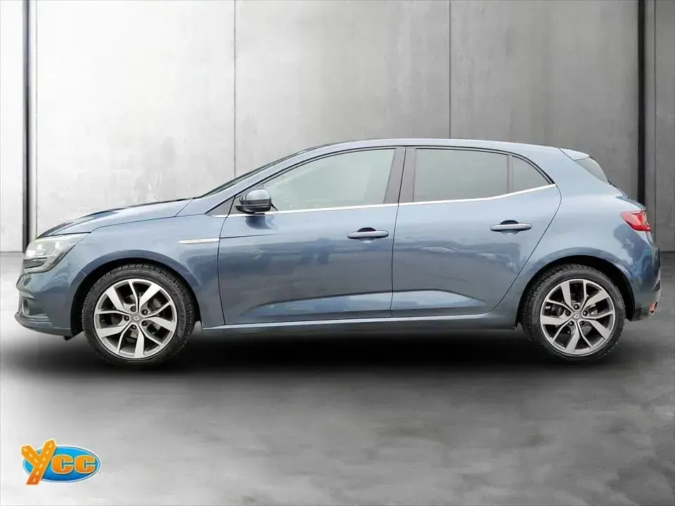 Used Renault Mégane Dynamique 110 HP (80 kW) 2017 Grey Hatchback