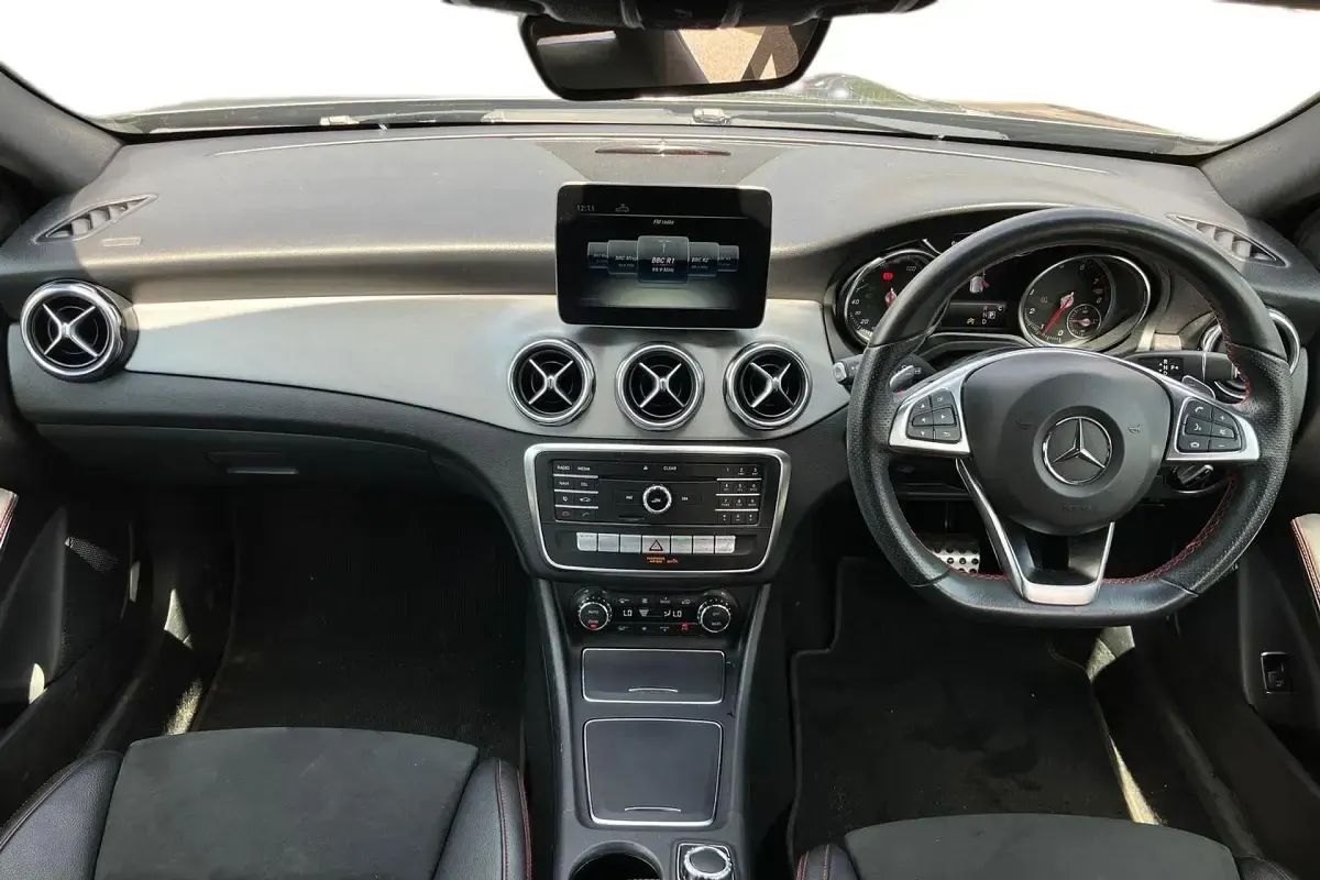 Used Mercedes GLA180 AMG line 122 HP (89 kW) 2020 Grey SUV