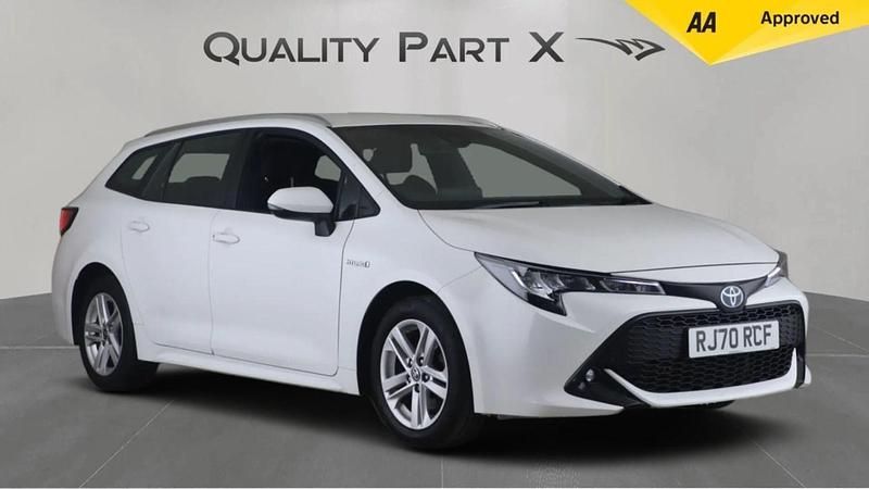 White Used 2021 Toyota Corolla Estate | £13,490 (Super price) - Image 1/3