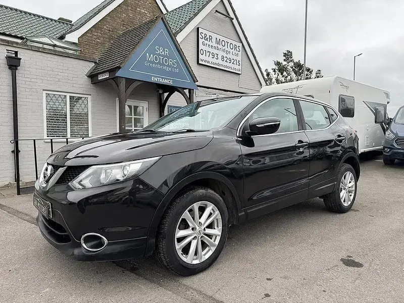 Używany Nissan Qashqai Acenta 2014 Czarny SUV