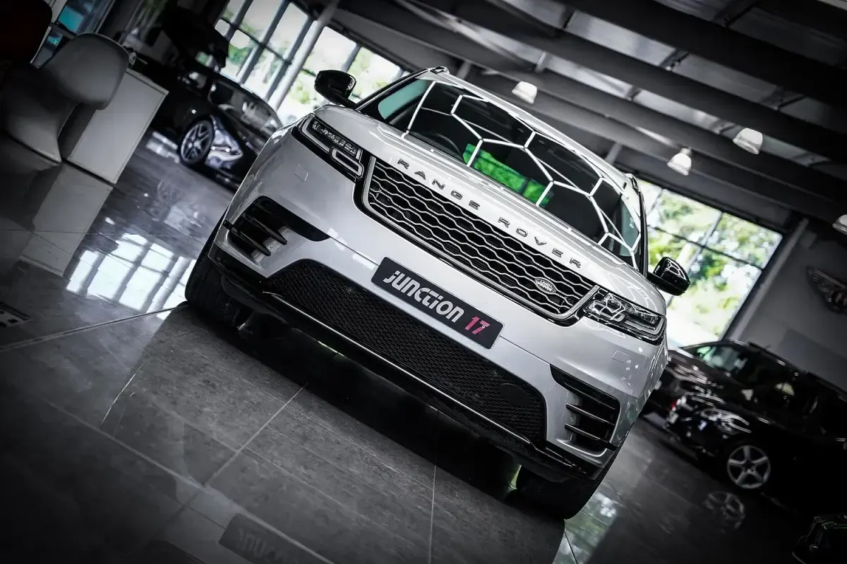 Used Land Rover Range Rover Velar HSE Dynamic 2019 Silver SUV