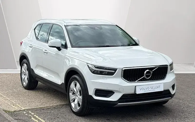 Second-hand Volvo XC40 Momentum 163 CP (119 kW) 2021 SUV