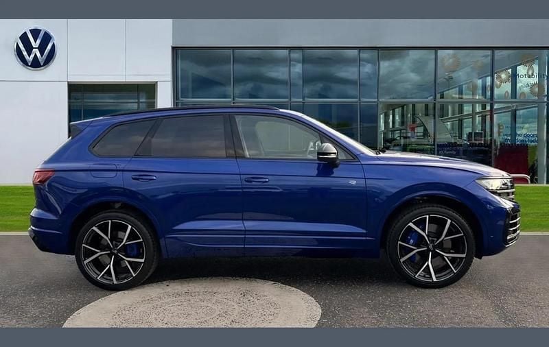 Used VW Touareg R 462 HP (339 kW) 2025 Lapiz blue SUV