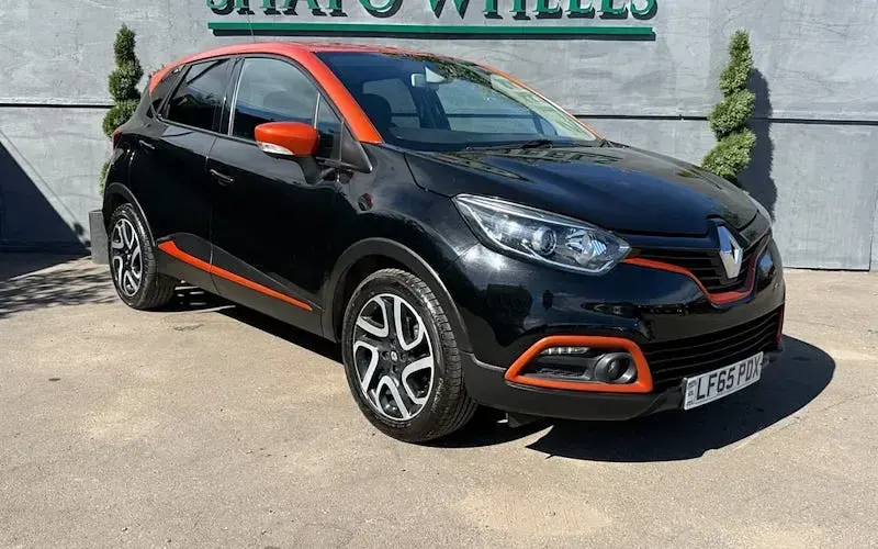 Used Renault Captur Dynamique 90 HP (66 kW) 2016 SUV