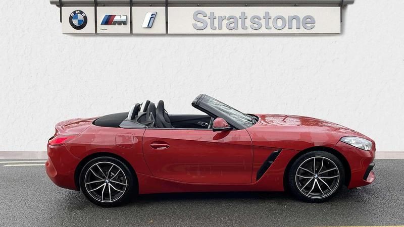 Used BMW Z4 Sport Line 194 HP (142 kW) 2022 Red Cabriolet