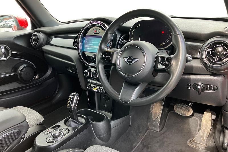 Used Mini Cooper S Level 2 135 kW (184 HP) 2022 Red Hatchback