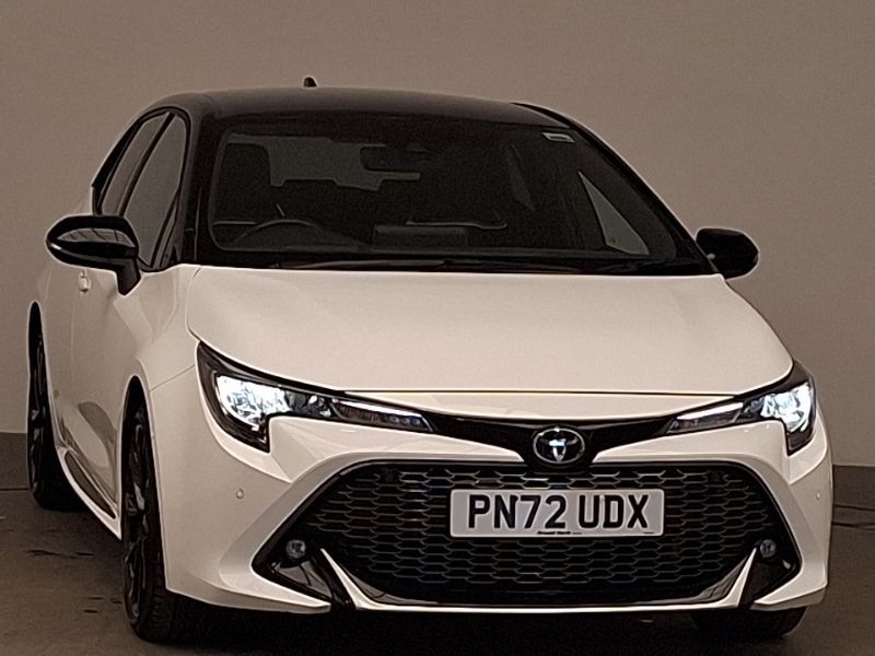 White Used 2022 Toyota Corolla Sport Hatchback | £20,498 (A bit pricey) - Image 1/4
