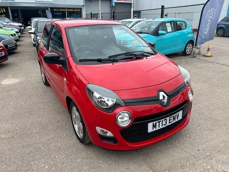 Red Used 2013 Renault Twingo Dynamique Hatchback | £4,699 (Expensive) - Image 1/4