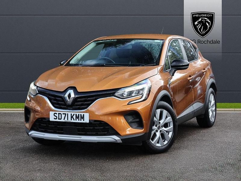 Used Renault Captur Iconic 89 HP (65 kW) 2021 Orange SUV