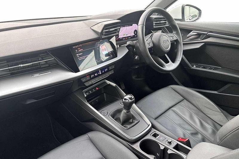 Used Audi A3 Sport 110 HP (80 kW) 2022 White Sedan