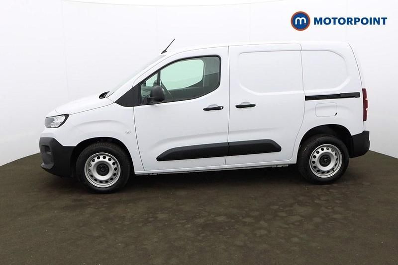 New Citroën Berlingo 100 HP (73 kW) 2026 White MPV
