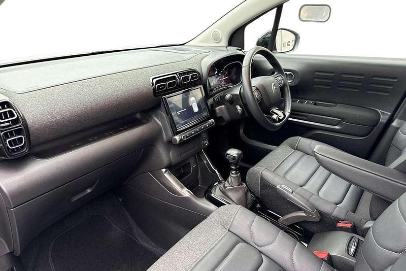 Used Citroën C3 Aircross PureTech 109 HP (80 kW) 2024 White SUV