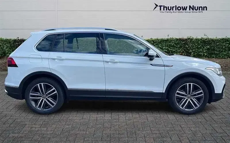 Used VW Tiguan Elegance 150 HP (110 kW) 2022 White SUV