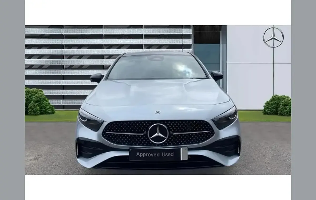 Used Mercedes A200 AMG Line Premium Plus 161 HP (118 kW) 2025 Silver Sedan