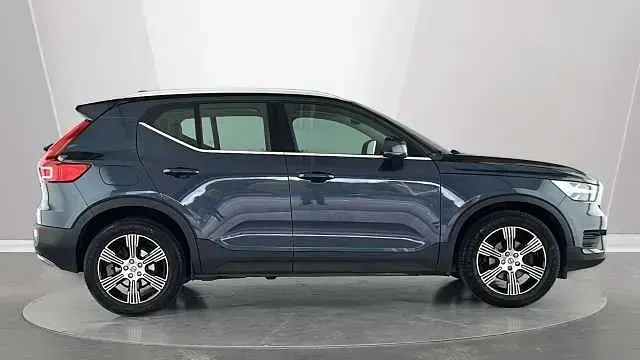 Used Volvo XC40 Inscription 161 HP (118 kW) 2022 SUV