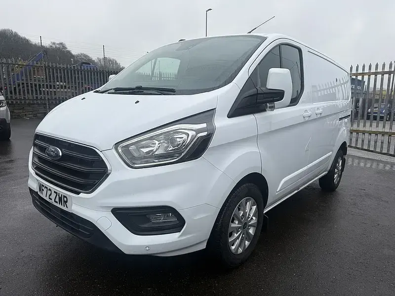 Used Ford Transit Custom Limited 130 HP (95 kW) 2022 White Van