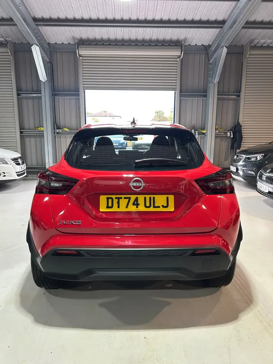 Used Nissan Juke Acenta Premium 114 HP (83 kW) 2025 Red SUV