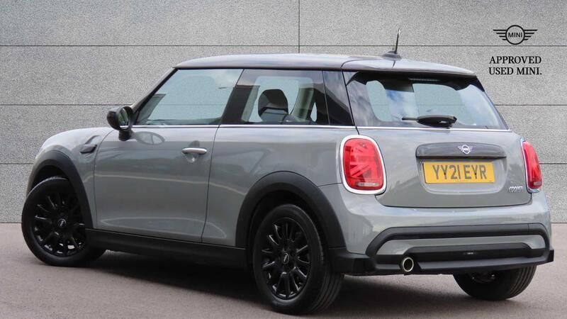Usado Mini Cooper Classic 136 CV (100 kW) 2021 Gris Utilitario
