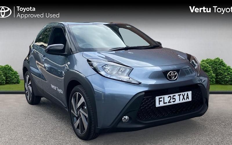Other Used 2024 Toyota Aygo Hatchback | £14,995 (Fair price) - Image 1/4
