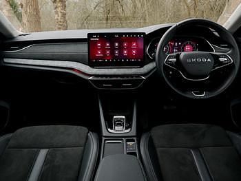 Used Skoda Octavia SE L 150 HP (110 kW) 2025 Black Estate