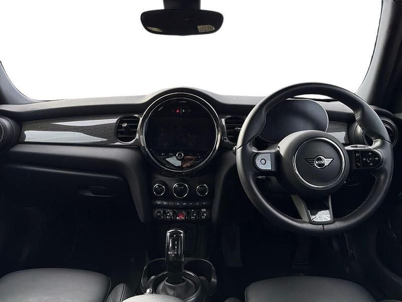 Used Mini Cooper Exclusive 134 HP (98 kW) 2024 Black Hatchback