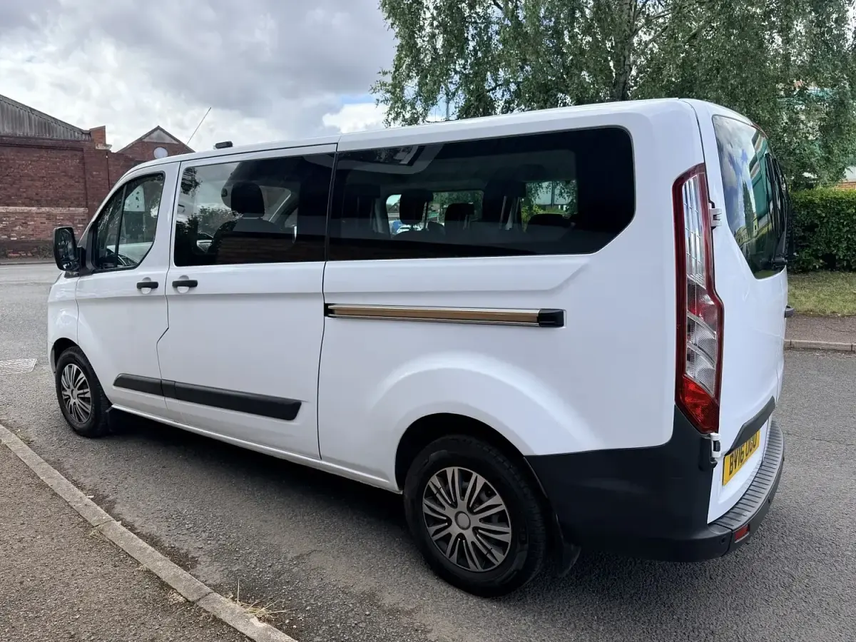 Used Ford Transit Custom Trend 130 HP (95 kW) 2016 White Estate