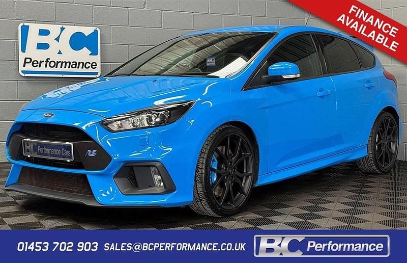 Blue Used 2016 Ford Focus RS Hatchback | £22,650 (Fair price) - Image 1/4