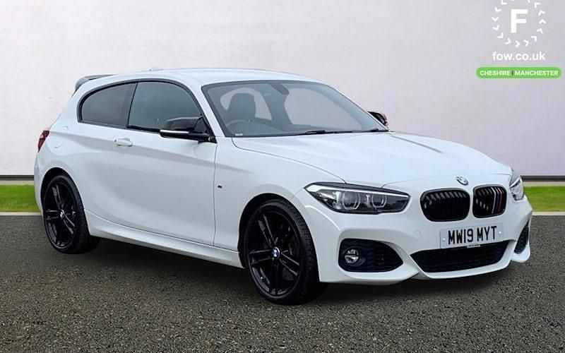Begagnad BMW 118 Efficient Dynamics 136 HK (100 kW) 2019 Vit Halvkombi