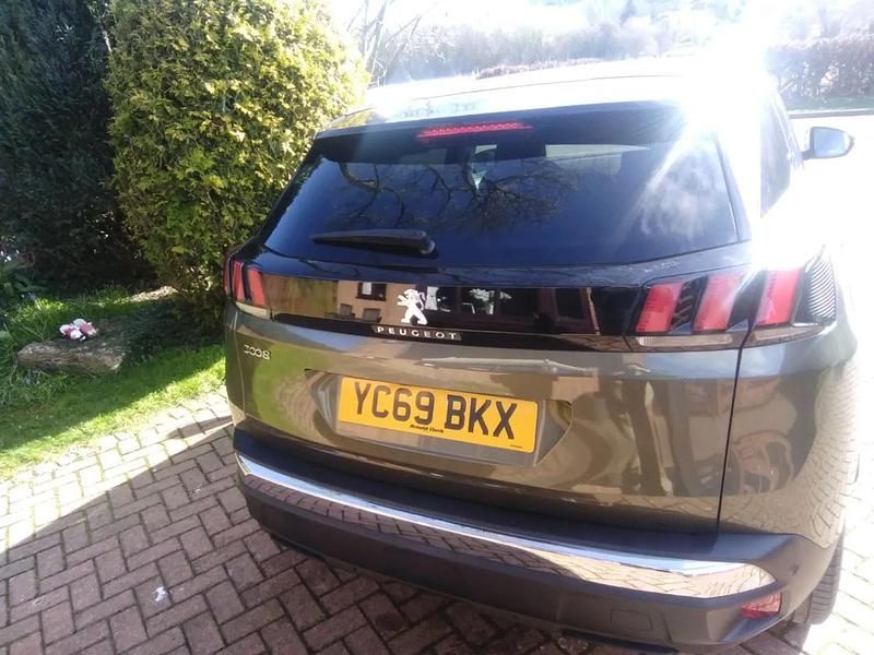 Used Peugeot 3008 Allure 131 HP (96 kW) 2019 Grey SUV