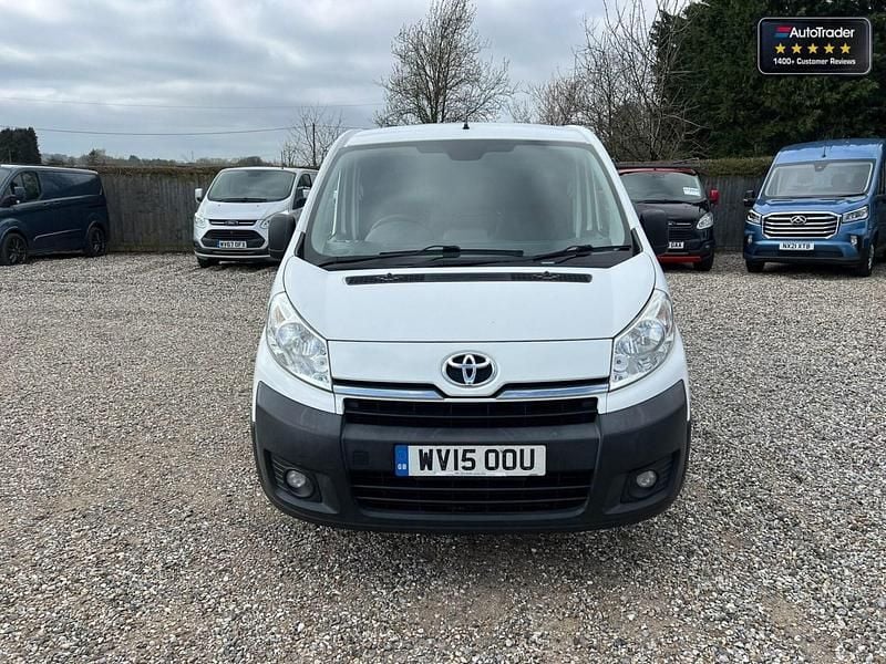 Used Toyota Proace H1 128 HP (94 kW) 2015 White MPV