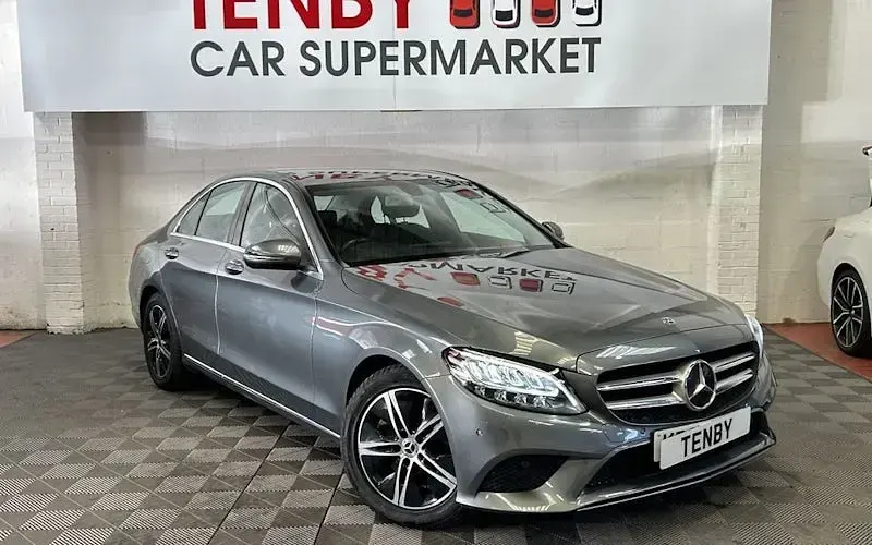 Used Mercedes C300 258 HP (189 kW) 2019 Sedan