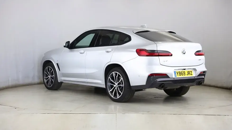 Used BMW X4 M Sport 187 HP (137 kW) 2019 Silver SUV