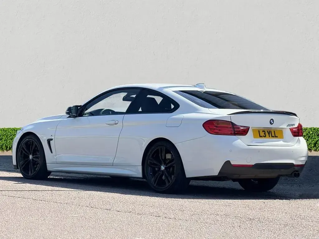Used BMW 430 M Sport 252 HP (185 kW) 2017 White Coupe