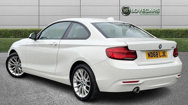 Used BMW 218 Comfort Edition 136 HP (100 kW) 2018 White Coupe