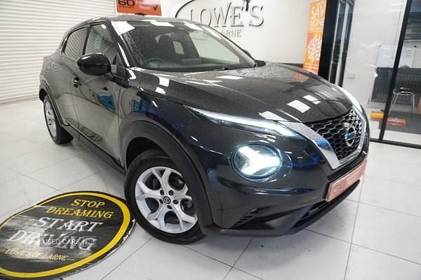 Black Used 2020 Nissan Juke N-Connecta SUV | £12,495 (Good price) - Image 1/4