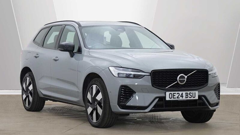 Used 2025 Volvo XC60 Plus SUV | £43,495 (Fair price) - Image 1/4