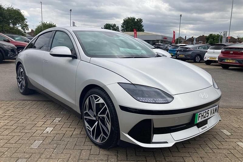 Gold New 2025 Hyundai Ioniq 6 Premium Sedan | £39,900 - Image 1/4