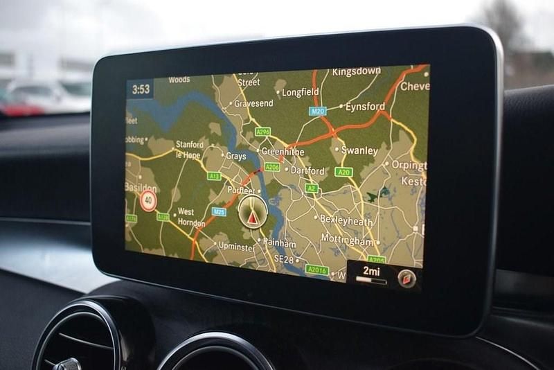 Used Mercedes GLC250 AMG line 2016 White Estate